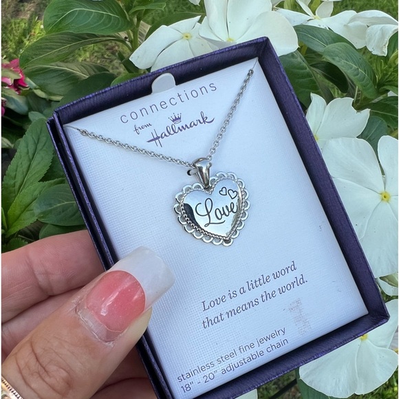 Hallmark Jewelry - Connections from Hallmark Silver-tone Love Heart Pendant Necklace New in the Box